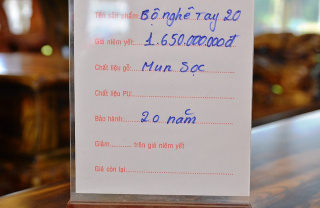 Illustration for article titled Săn "kiệt tác" từ gỗ giá bạc tỷ, thú chơi xa xỉ của đại gia trong dịp Tết